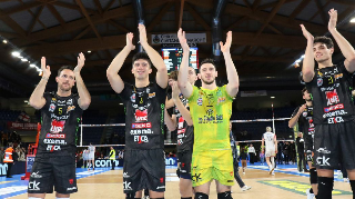 San Valentino sotto rete, Lube e Modena in campo alle 18